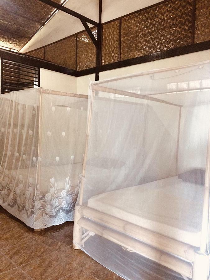Pantai Paris Homestay Маумере Екстер'єр фото